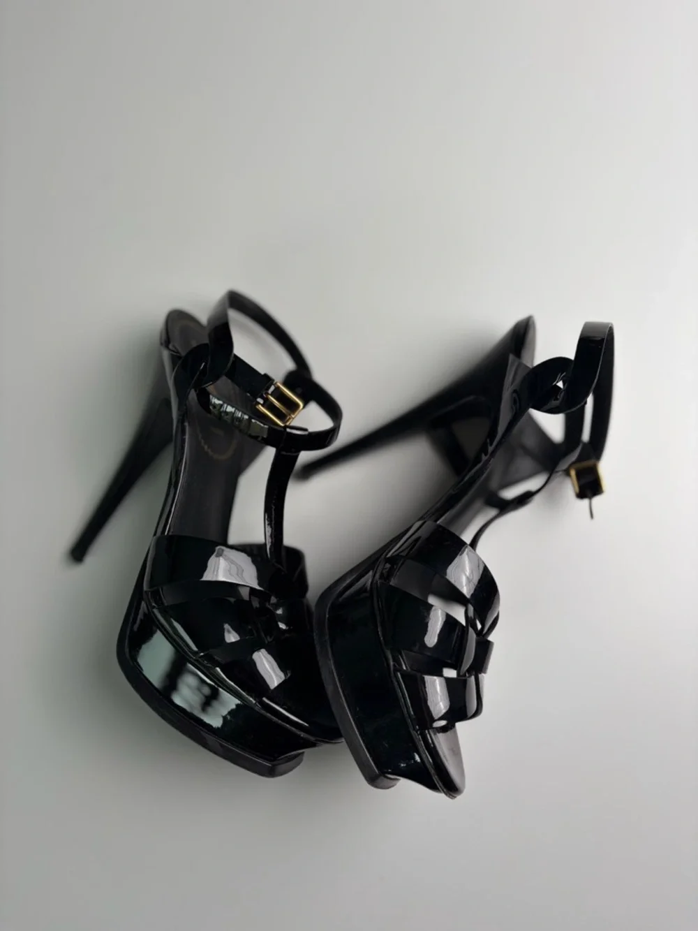 Saint Laurent Black Patent Leather T-Strap Platform Heels size 37 1/2 - Picture 3 of 6